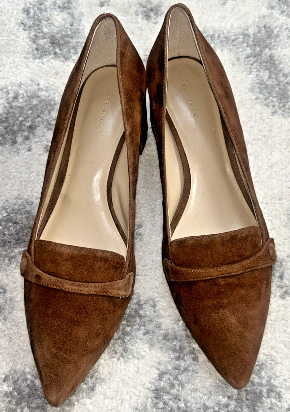 Ann Taylor Brown Suede Block Heel Pumps 8.5 Slip On Work Quiet Luxury Chic